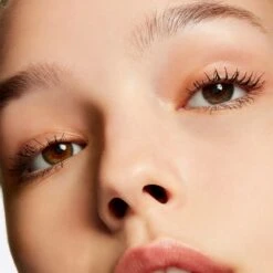 MAC Cosmetics Extended Play Gigablack Lash Mascara -Marché Cosmétiques Magasin mac cosmetics extended play gigablack lash mascara mascara pour des cils courbes et separes 4