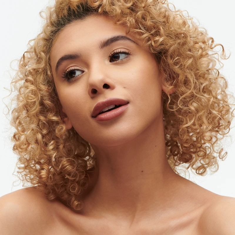 MAC Cosmetics Holiday Thermo-Status Best-Sellers Kit 4 MAC Cosmetics Holiday Thermo-Status Best-Sellers Kit – Image 4