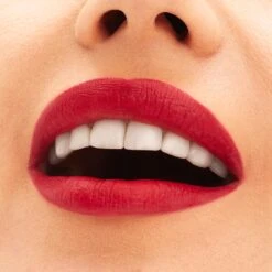 MAC Cosmetics Holiday Velvet Blur Stick -Marché Cosmétiques Magasin mac cosmetics holiday velvet blur stick rouge a levres mat hydratant 3