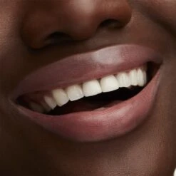 MAC Cosmetics Lustreglass Sheer-Shine Lipstick 8 MAC Cosmetics Lustreglass Sheer-Shine Lipstick -Marché Cosmétiques Magasin mac cosmetics lustreglass sheer shine lipstick rouge a levres brillant 3