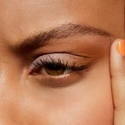 MAC Cosmetics Powder Kiss Soft Matte Eye Shadow -Marché Cosmétiques Magasin mac cosmetics powder kiss soft matte eye shadow fard a paupieres 4