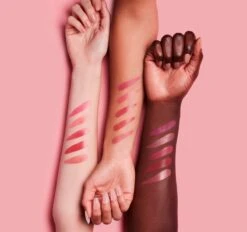 MAC Cosmetics Rethink Pink Lustreglass Lipstick -Marché Cosmétiques Magasin mac cosmetics rethink pink lustreglass lipstick rouge a levres brillant 5