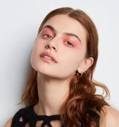 MAC Cosmetics Studio Fix Fluid -Marché Cosmétiques Magasin mac cosmetics studio fix fluid fond de teint matifiant spf 15 1