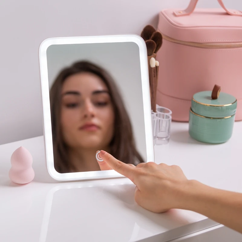 Notino Beauty Electro Collection Make-up Mirror With LED Lights 5 Notino Beauty Electro Collection Make-up Mirror With LED Lights – Image 5