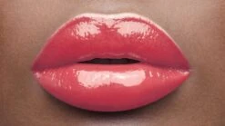 Yves Saint Laurent Vernis À Lèvres Glossy Stain 5 Yves Saint Laurent Vernis À Lèvres Glossy Stain -Marché Cosmétiques Magasin yves saint laurent vernis a levres glossy stain brillant et rouge a levres longue tenue 2 en 1 1