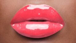 Yves Saint Laurent Vernis À Lèvres Vinyl Cream 9 Yves Saint Laurent Vernis À Lèvres Vinyl Cream -Marché Cosmétiques Magasin yves saint laurent vernis a levres vinyl cream brillant a levres texture cremeuse 2